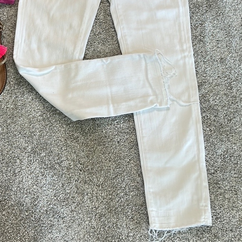 AG The Stevie Ankle in White - Picture 3 of 9